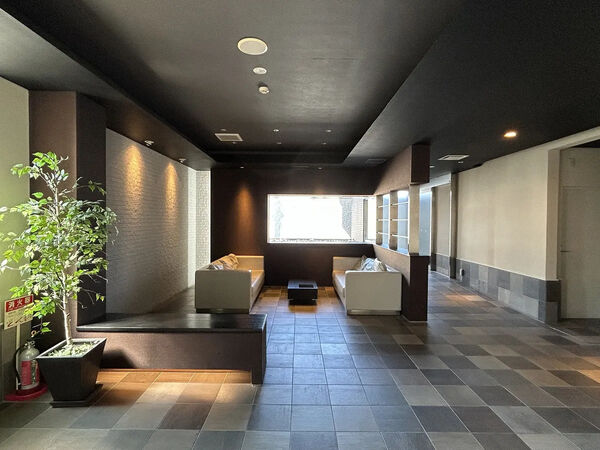 【バンベール・グラン豊田下市場】ロビー