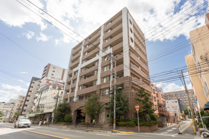 【クレストコート江坂】外観