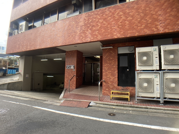 【セザール目黒】エントランス 【セザール目黒】エントランス