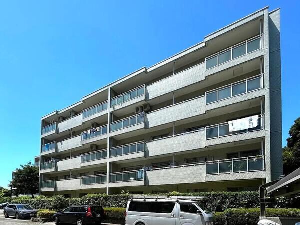 【サウスウィング金沢】３号棟　外観1