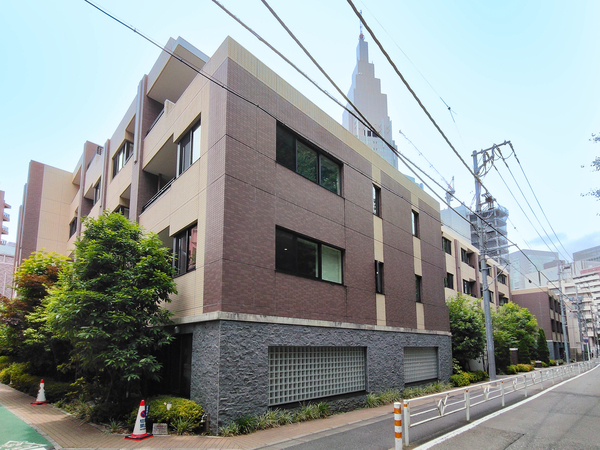 【リビオ新宿御苑】外観 【リビオ新宿御苑】外観