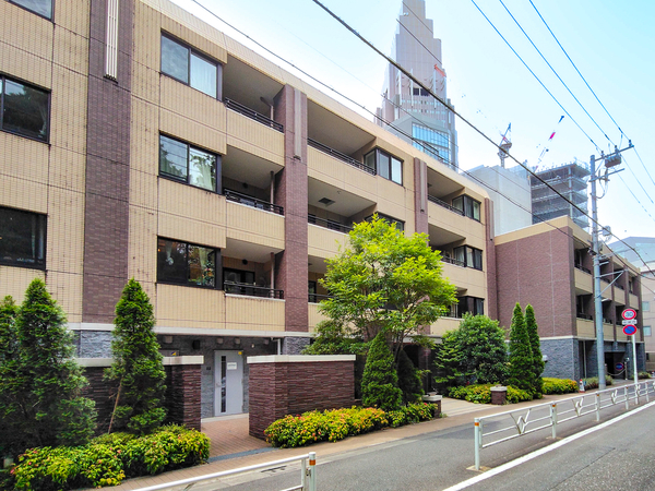 【リビオ新宿御苑】外観 【リビオ新宿御苑】外観