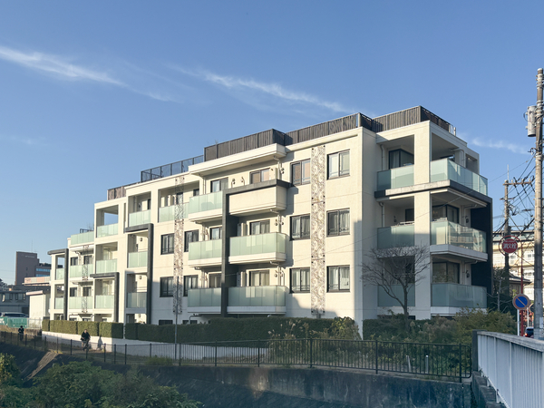 【バースシティあざみ野】外観