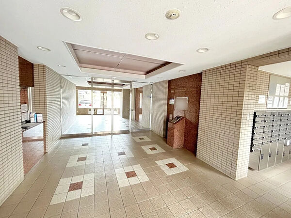 【サーパス矢口駅前】エントランス 【サーパス矢口駅前】エントランス