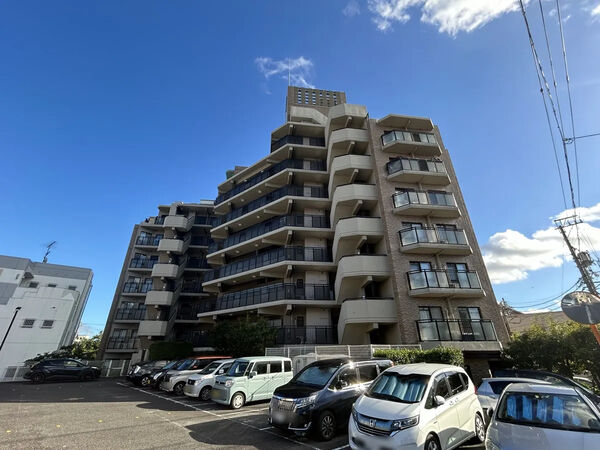 【バンベール明大寺】外観