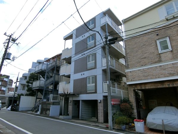 【エクセリア東北沢】外観