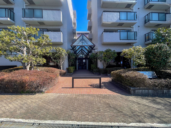 【パーク・ハイム芦屋翠ケ丘】エントランス 【パーク・ハイム芦屋翠ケ丘】エントランス