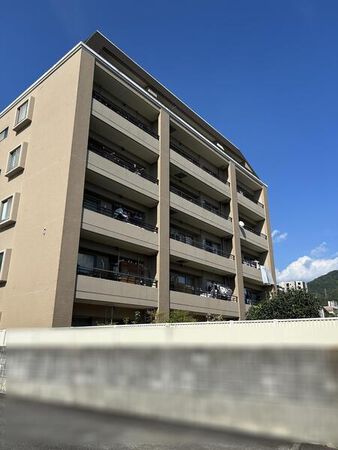 【船越パーク・ホームズ】外観