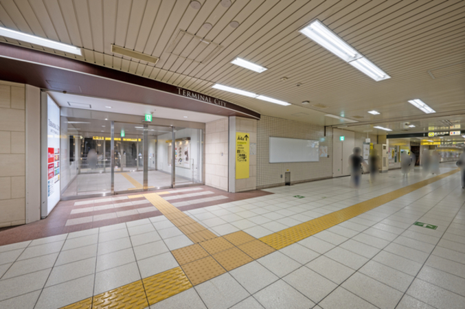 都営新宿線の始発駅「本八幡」駅直結徒歩1分 都営新宿線の始発駅「本八幡」駅直結徒歩1分