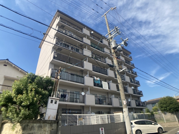 【日商岩井今津北マンション】外観