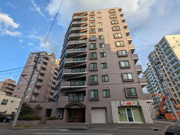 【ガーデンハウスラモード北大前】外観