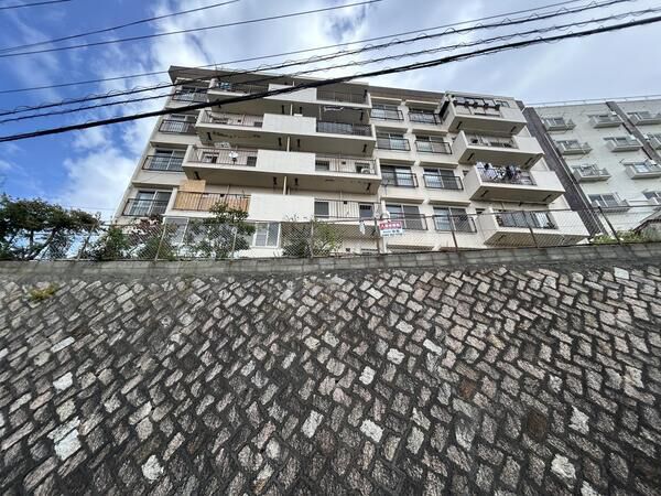 【二葉コーポラスA棟】外観