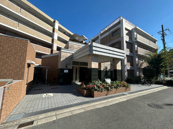 【エスバイエルクラスタ富雄】外観