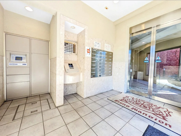 【ライオンズガーデン東武練馬壱番館】エントランス