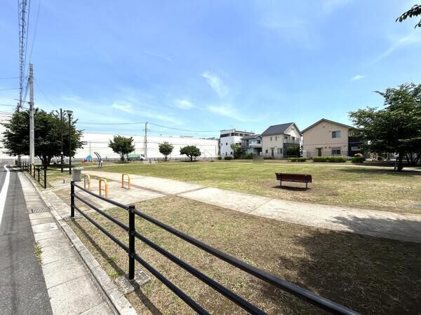 西第一公園　約360m