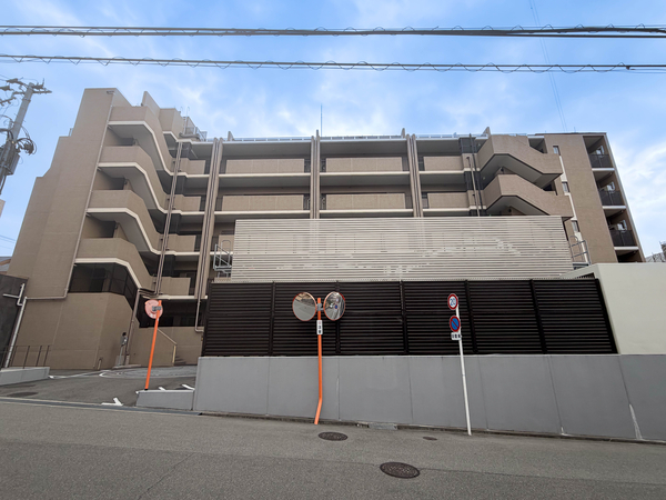 【サンメゾン千里桃山台】外観