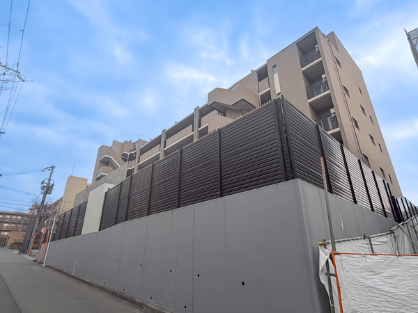 【サンメゾン千里桃山台】外観