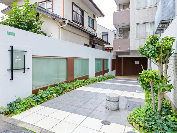 【ロセット江古田】エントランスアプローチ 【ロセット江古田】エントランスアプローチ