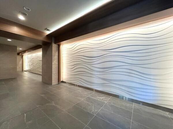 【プレシス知事公館前】ＥＡＳＴ　 エントランス ２