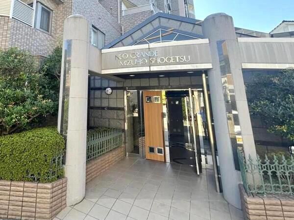 【ネオグランデ瑞穂松月】エントランス 【ネオグランデ瑞穂松月】エントランス