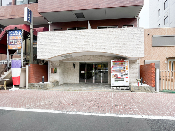 【ステージファースト南麻布】エントランス 【ステージファースト南麻布】エントランス