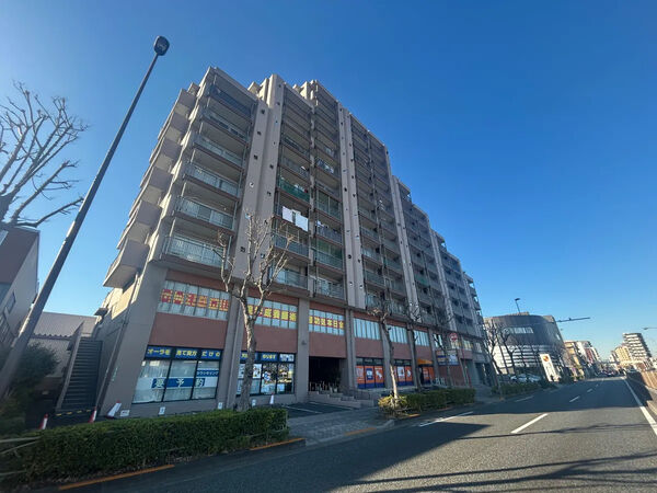 【いずみハイツ竹の塚】外観