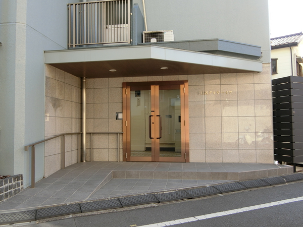 【下北沢ダイヤハイツ】エントランス