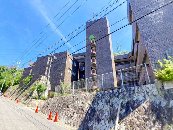 ライオンズマンション広島 3枚目 ライオンズマンション広島