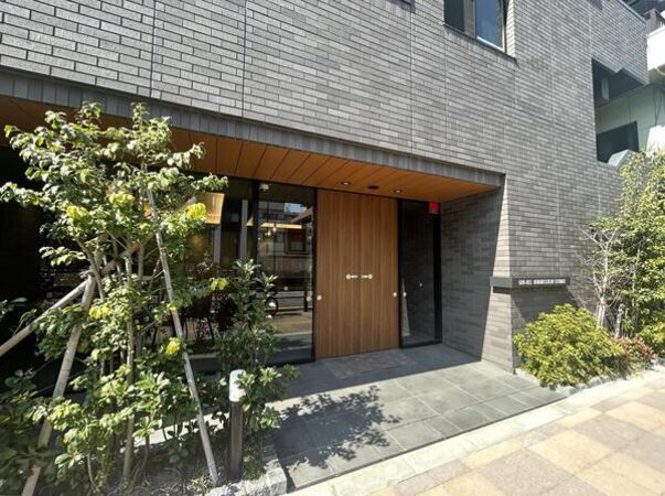 【グローベル南千住駅前】エントランス