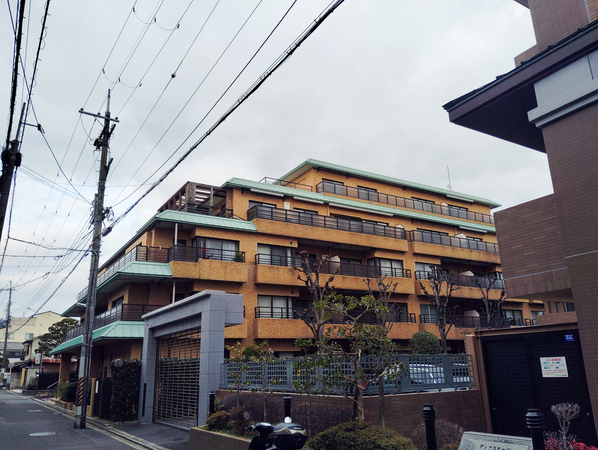 【鴨川グランドコーポ】外観