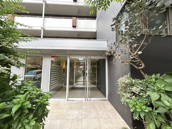 【スマータス幕張本郷】エントランス 【スマータス幕張本郷】エントランス