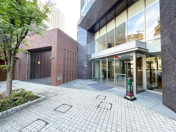 【ライオンズ石神井公園ステーションゲート】エントランス 【ライオンズ石神井公園ステーションゲート】エントランス