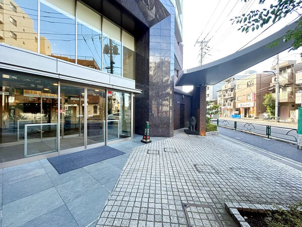 【ライオンズ石神井公園ステーションゲート】エントランス 【ライオンズ石神井公園ステーションゲート】エントランス