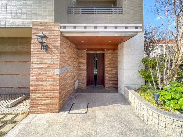 【フォレスタージュ芦屋川】エントランス 【フォレスタージュ芦屋川】エントランス