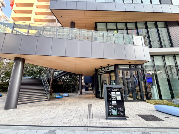 【メトライズタワー大阪上本町】敷地内 【メトライズタワー大阪上本町】敷地内