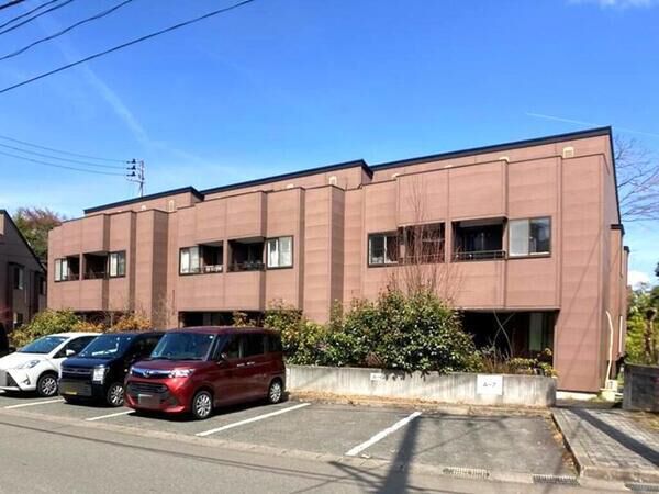 【ルナパレス山の手A棟】外観１