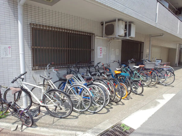 【ライオンズマンション神戸西元町】駐輪場 【ライオンズマンション神戸西元町】駐輪場