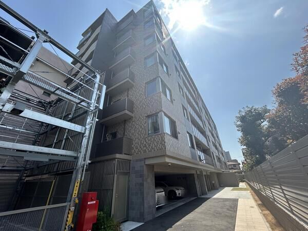 【プレサンスロジェ夙川】建物外観