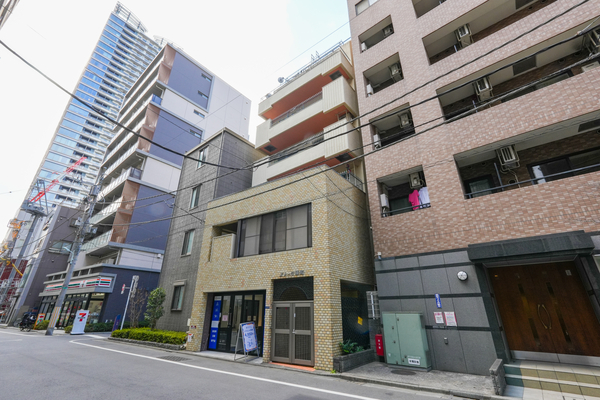 【ストーク湊町】外観写真 【ストーク湊町】外観写真