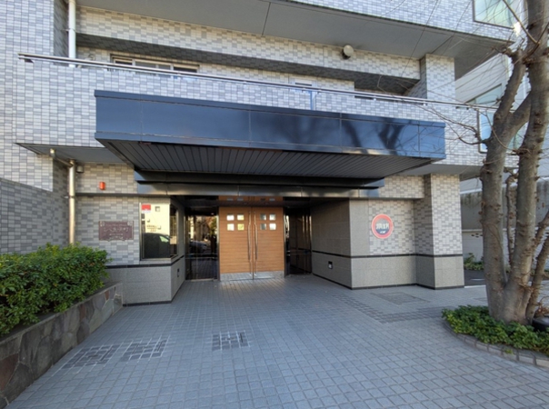 【平塚八重咲町三和プラザ】エントランス