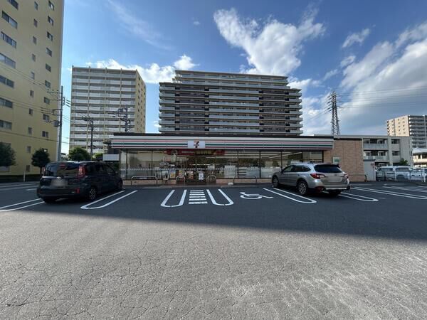 セブンイレブンさいたま宮原一丁目西店　約70ｍ