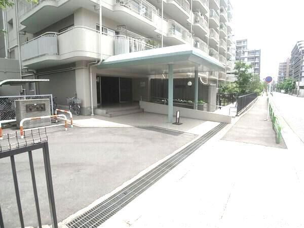 【蓮根ファミールハイツ】エントランス