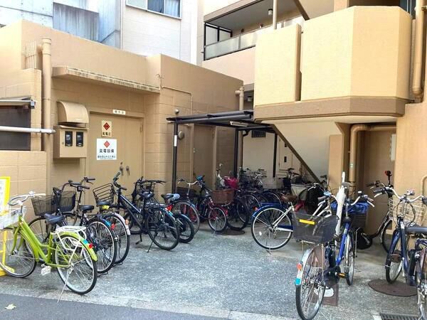 【朝日プラザ北田辺】共用部分(駐車場) 【朝日プラザ北田辺】共用部分(駐車場)