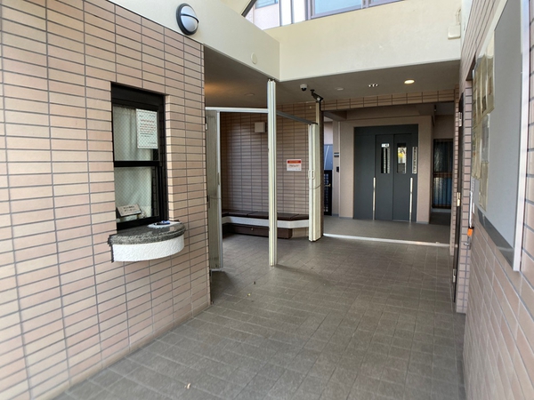 【ナイスアーバン南仙台Ⅱ】エントランス 【ナイスアーバン南仙台Ⅱ】エントランス