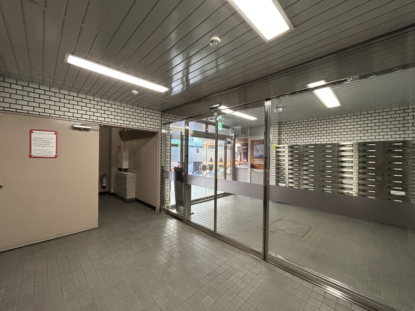 【雷門永谷マンション】エントランス 【雷門永谷マンション】エントランス