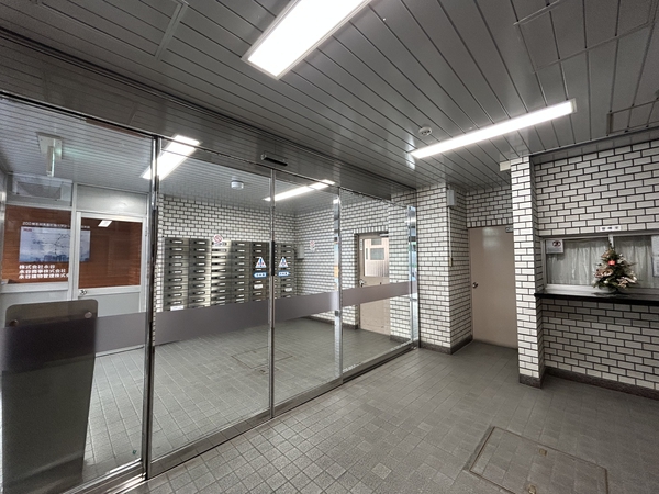 【雷門永谷マンション】エントランス 【雷門永谷マンション】エントランス