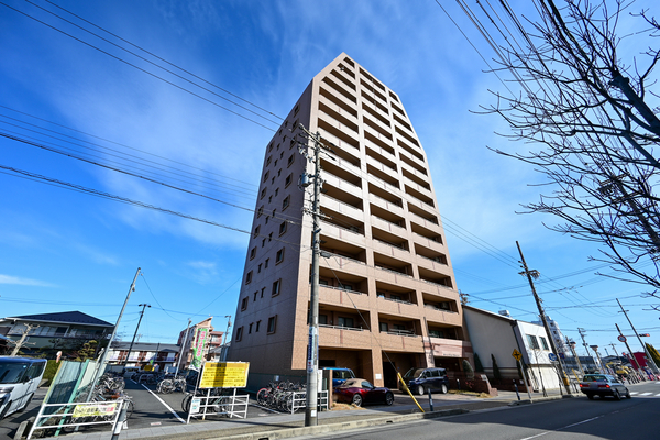 【ミツイロイヤル国府宮駅前イースト】外観 【ミツイロイヤル国府宮駅前イースト】外観