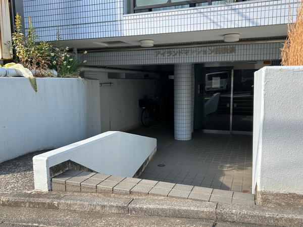 【アイランドマンション西横浜】エントランス