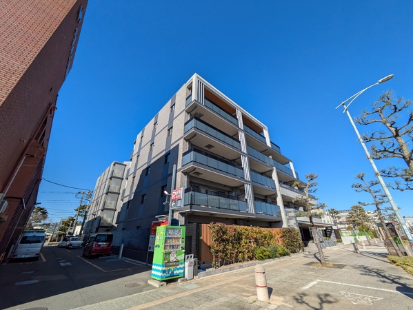 【レーベン平塚松風町】外観