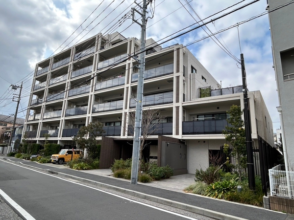 【クリオ横濱弘明寺】外観